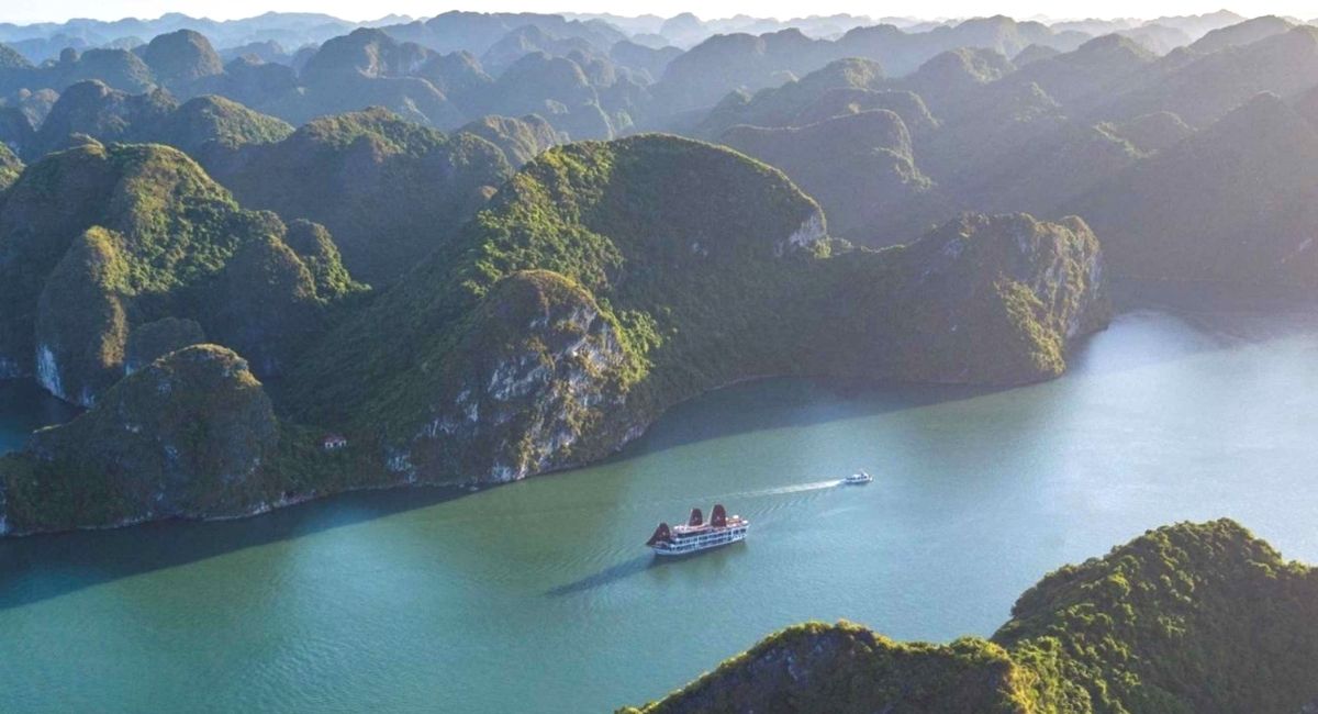 lan ha bay 2 lan ha bay 2