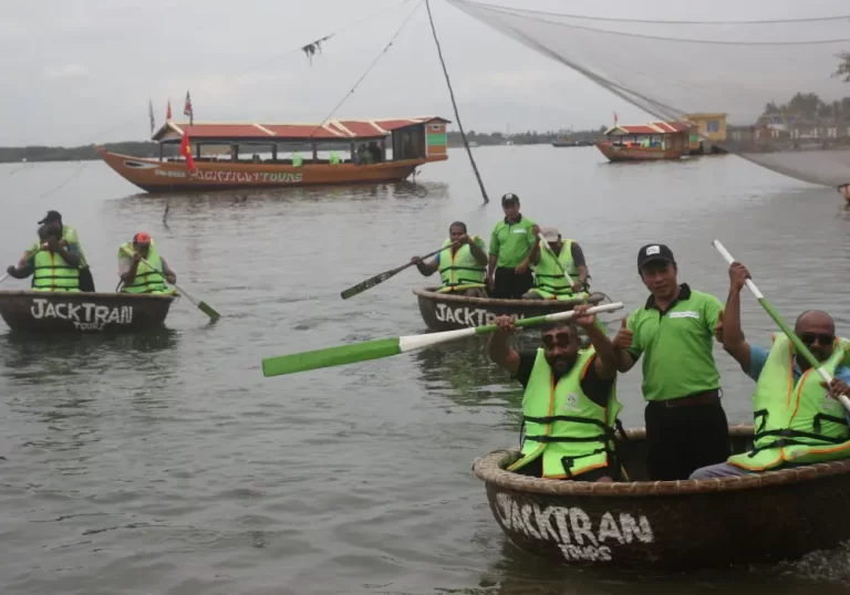 Travellers on an Orient Charm private trip